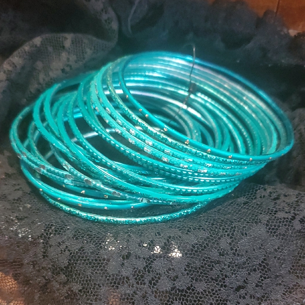 Turquoise Bangle Set